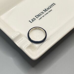 Black Clare V stacking ring